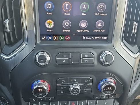 Used 2020 GMC Sierra 2500 Denali w/ Denali Ultimate Package AWD/4WD image 7