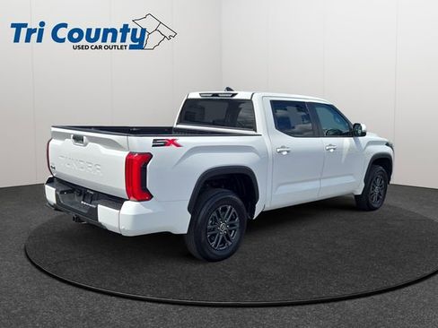 Used 2024 Toyota Tundra SR5 w/ SR5 Convenience Package AWD/4WD image 7