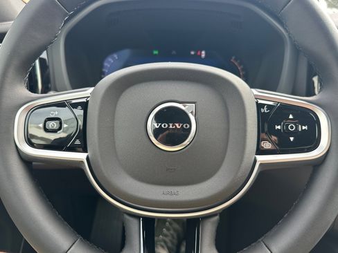 New 2026 Volvo XC60 B5 Plus w/ Climate Package image 21