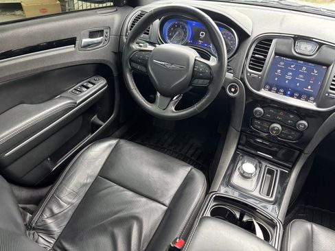 Used 2021 Chrysler 300 S w/ S Model Appearance Package RWD image 20