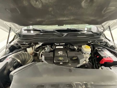 Used 2023 RAM 2500 Laramie AWD/4WD image 17