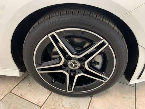 Used 2023 Mercedes-Benz CLA 250 4MATIC image 10