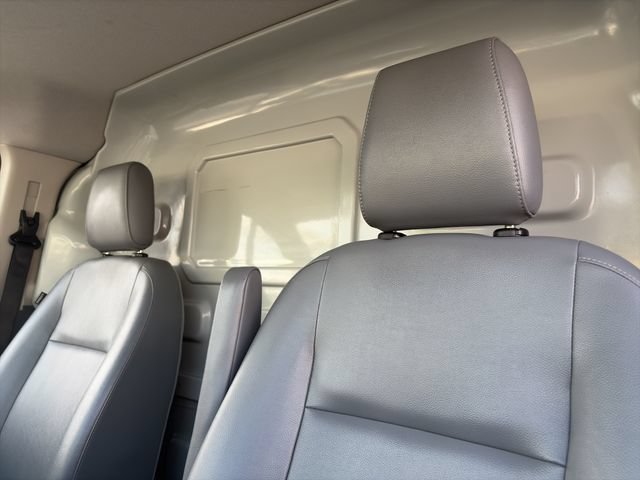 Used 2019 Ford Transit 250 130 Low Roof RWD image 11