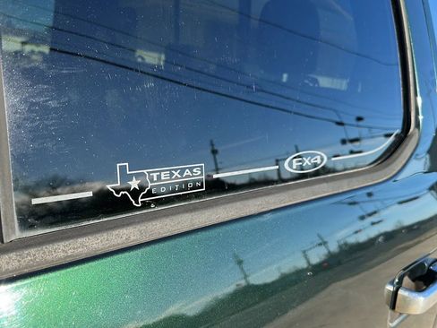 Used 2016 Ford F150 XLT w/ Equipment Group 302A Luxury image 10