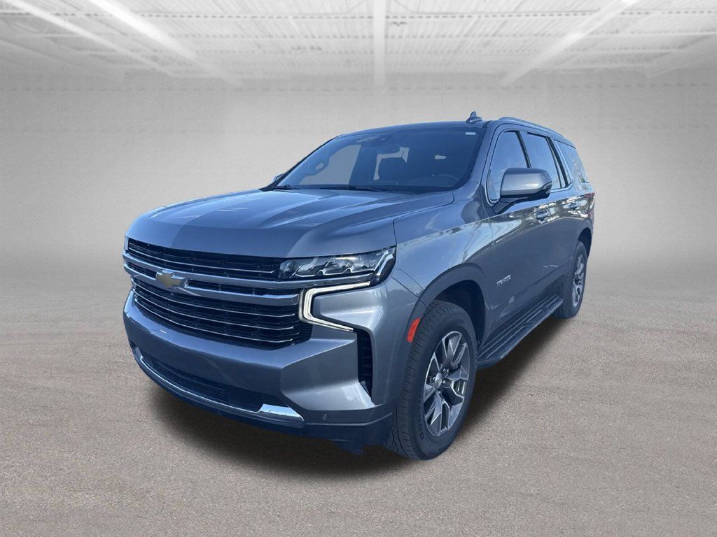 Used 2021 Chevrolet Tahoe LT w/ Luxury Package AWD/4WD image 3