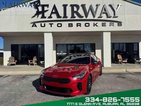 Used 2022 Kia Stinger GT2 image 1