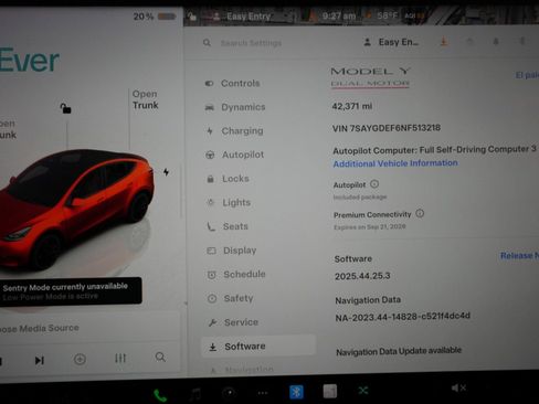 Used 2022 Tesla Model Y Performance image 25