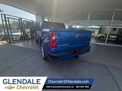 Used 2023 Chevrolet Silverado 1500 Custom RWD image 4