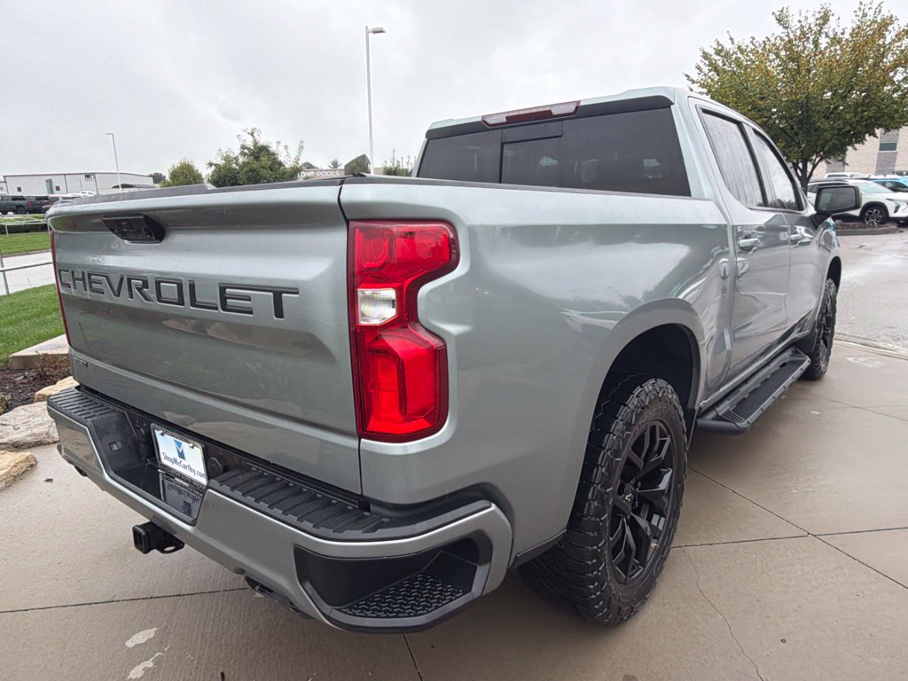 Used 2025 Chevrolet Silverado 1500 RST AWD/4WD image 14