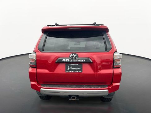 Used 2022 Toyota 4Runner TRD Off-Road Premium AWD/4WD image 4