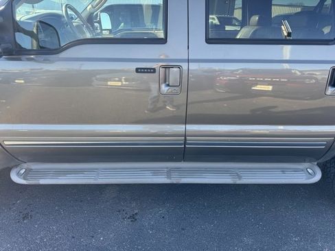 Used 2003 Ford Excursion Limited image 14