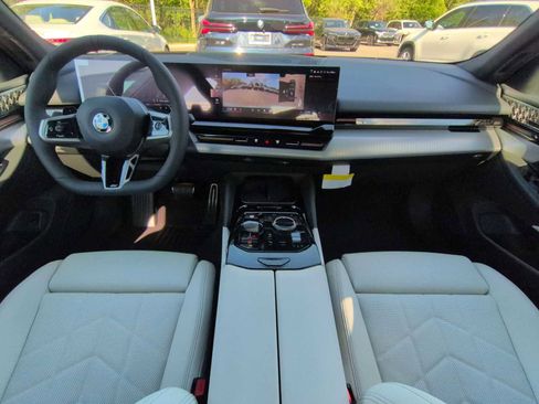 New 2026 BMW 530i xDrive AWD/4WD image 16