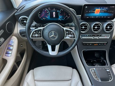 Certified 2022 Mercedes-Benz GLC 300 image 16