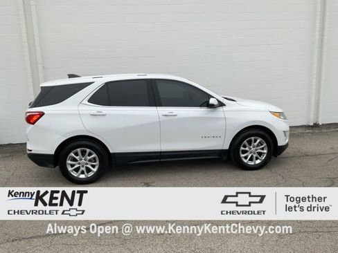 Used 2019 Chevrolet Equinox LT w/ Driver Convenience Package image 3