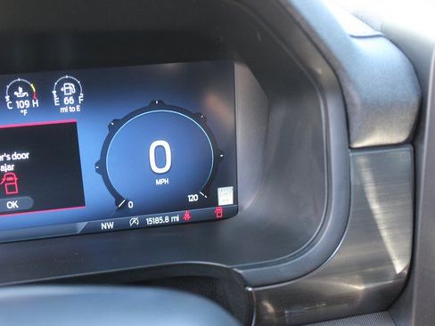 Used 2025 Ford F150 Lariat AWD/4WD image 10