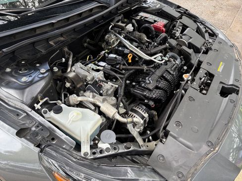 Used 2025 Nissan Altima 2.5 SV FWD image 27