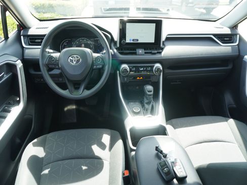 Used 2025 Toyota RAV4 XLE w/ Convenience Package AWD/4WD image 2