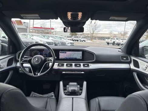 Used 2024 Mercedes-Benz GLE 450e 4MATIC image 23