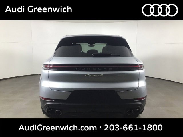 Used 2025 Porsche Cayenne S AWD/4WD image 6