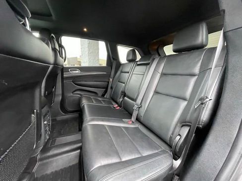 Used 2019 Jeep Grand Cherokee Limited image 27