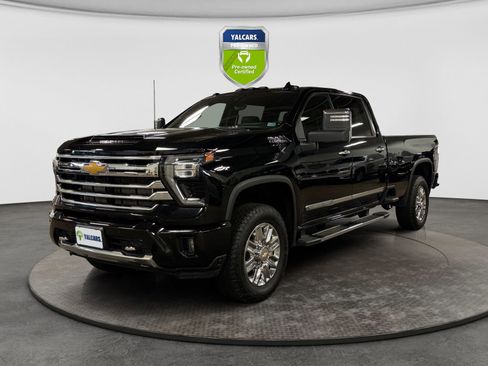 Used 2024 Chevrolet Silverado 3500 High Country w/ High Country Premium Package AWD/4WD image 1