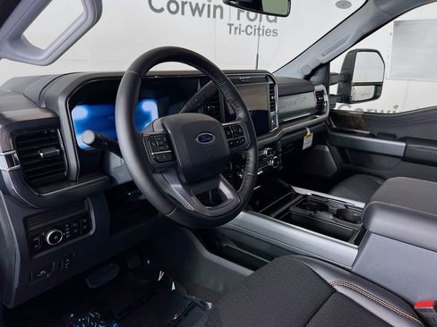 New 2025 Ford F250 Lariat w/ Lariat Ultimate Package image 3