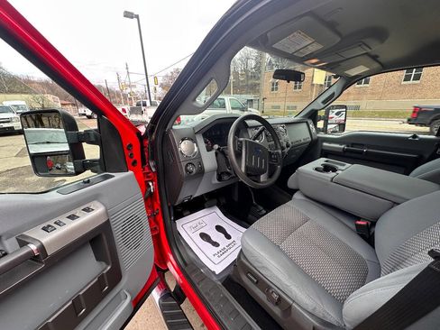 Used 2013 Ford F250 XLT w/ XLT Value Pkg image 11