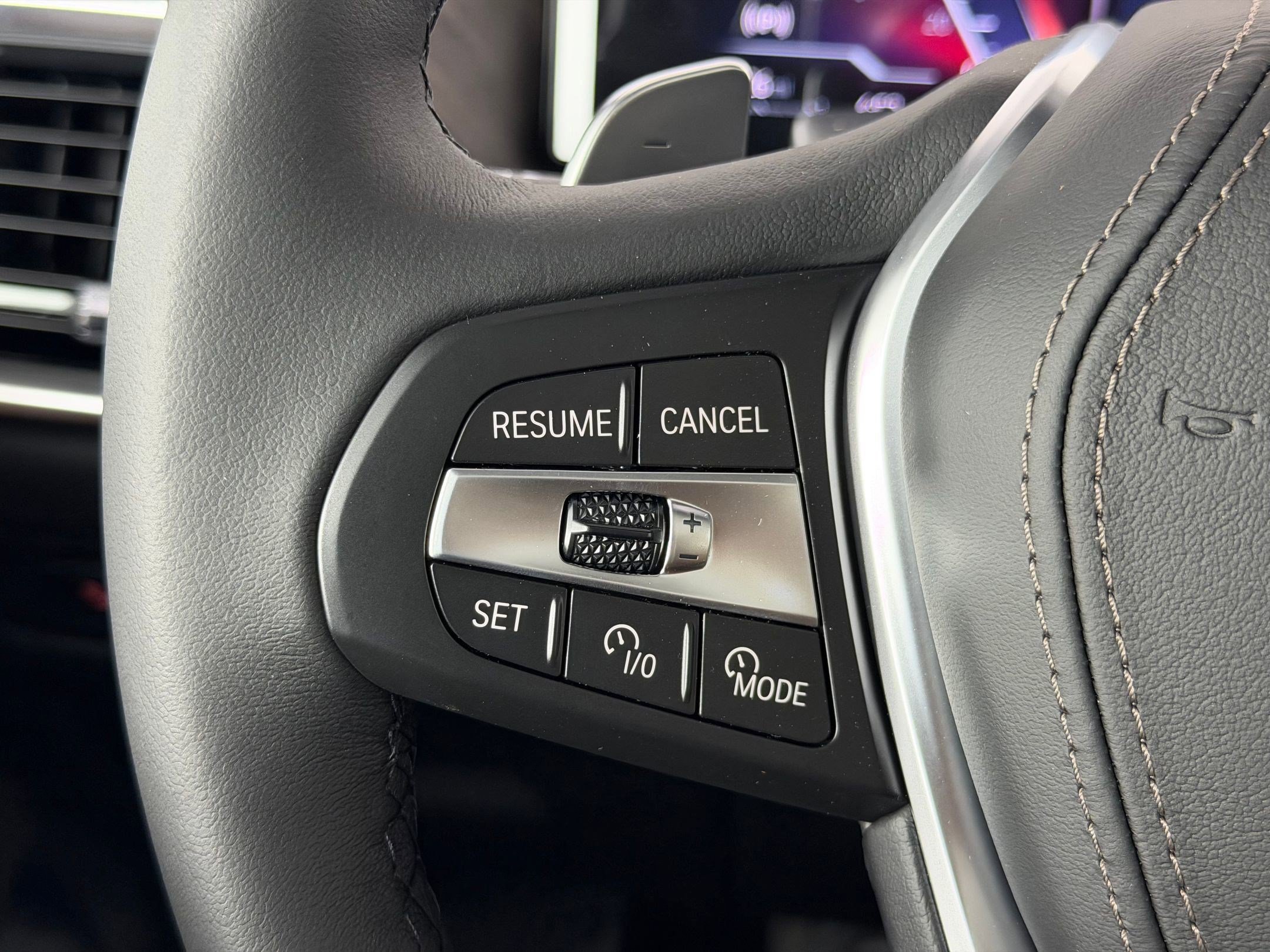 Used 2026 BMW X5 sDrive40i w/ Premium Package RWD image 16
