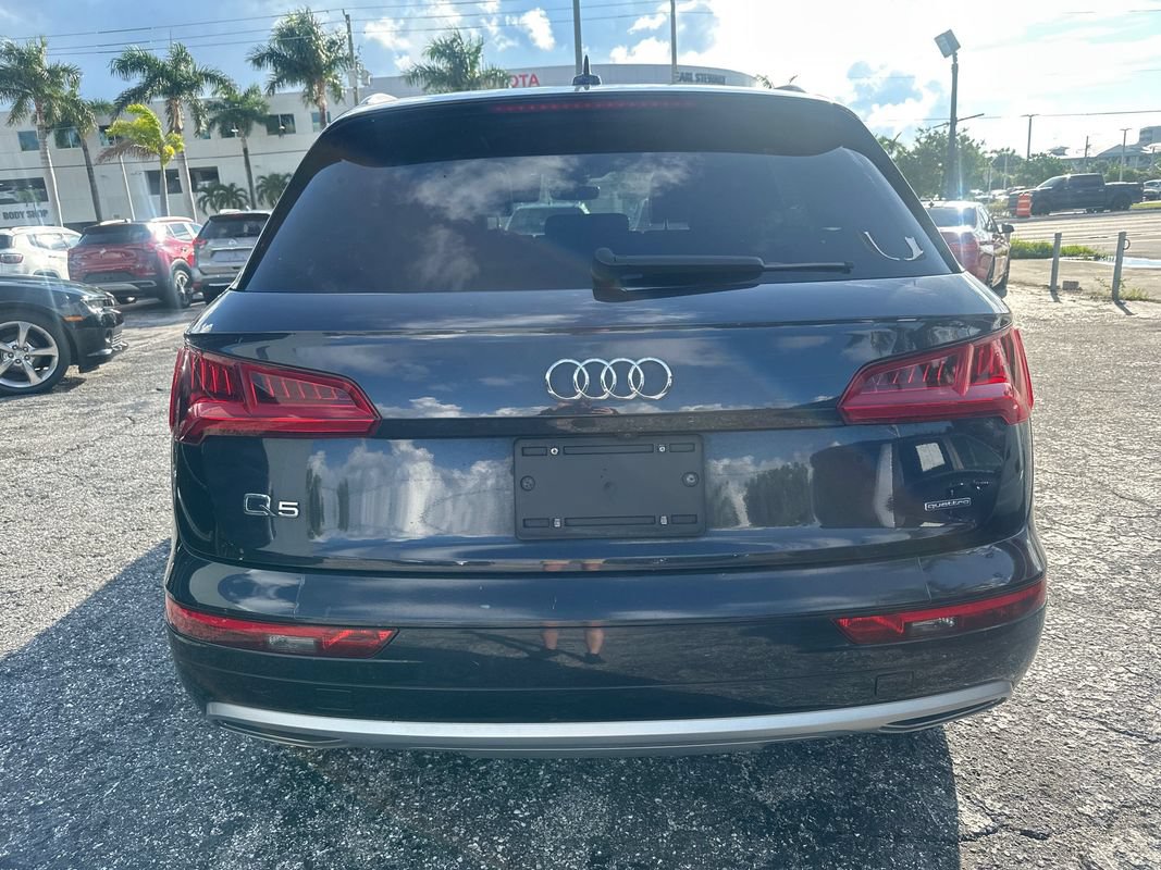 Used 2019 Audi Q5 2.0T Premium w/ Convenience Package AWD/4WD image 6
