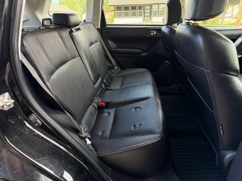 Used 2016 Subaru Forester 2.5i Limited AWD/4WD image 21