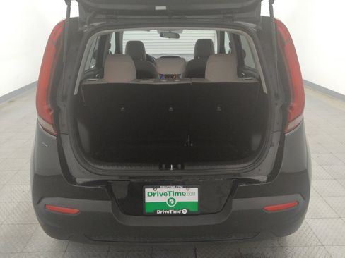 Used 2020 Kia Soul LX FWD image 29