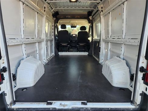 Used 2024 RAM ProMaster 2500 w/ Convenience Group image 28