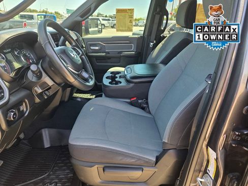 Used 2022 RAM 2500 Big Horn w/ Cold Weather Group AWD/4WD image 15
