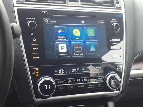 Used 2018 Subaru Outback 2.5i Limited image 16