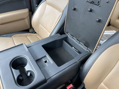 Used 2022 Ford F150 Lariat image 29