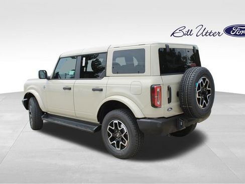 New 2026 Ford Bronco Outer Banks AWD/4WD image 4