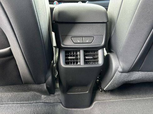 Used 2025 Chevrolet Equinox RS w/ Safety and Technology Package FWD image 22