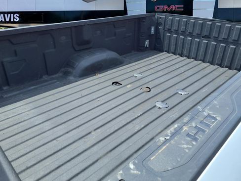Used 2022 GMC Sierra 3500 Denali w/ Denali Ultimate Package AWD/4WD image 24
