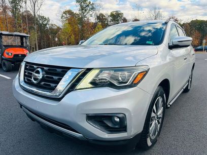 Used 2018 Nissan Pathfinder SV