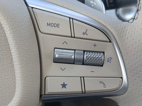 New 2026 Genesis G70 2.5T Prestige image 25