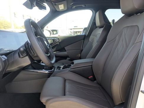 Used 2025 BMW X3 xDrive30i w/ Convenience Package AWD/4WD image 21