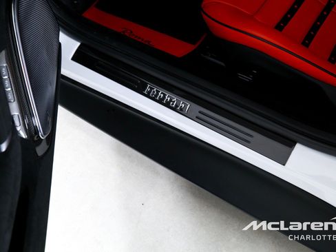 Used 2022 Ferrari Roma RWD image 17