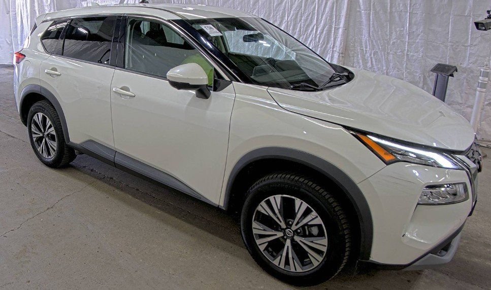 Used 2021 Nissan Rogue SV AWD/4WD image 1