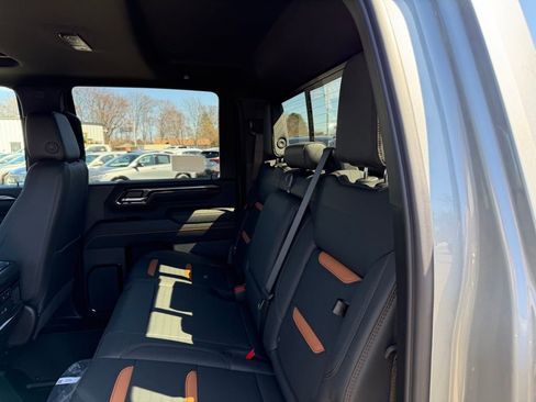 New 2026 GMC Sierra 3500 AT4 w/ AT4 Premium Plus Package AWD/4WD image 9