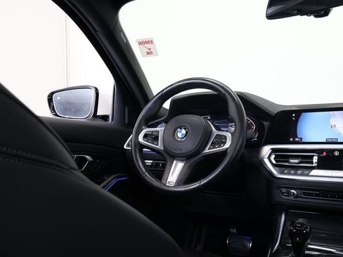 Used 2022 BMW 330i Sedan w/ M Sport Package RWD image 23