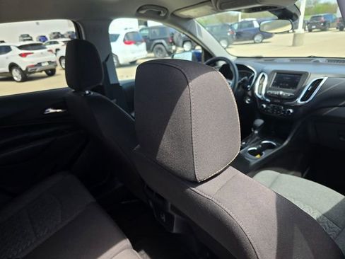 Used 2023 Chevrolet Equinox LT AWD/4WD image 15