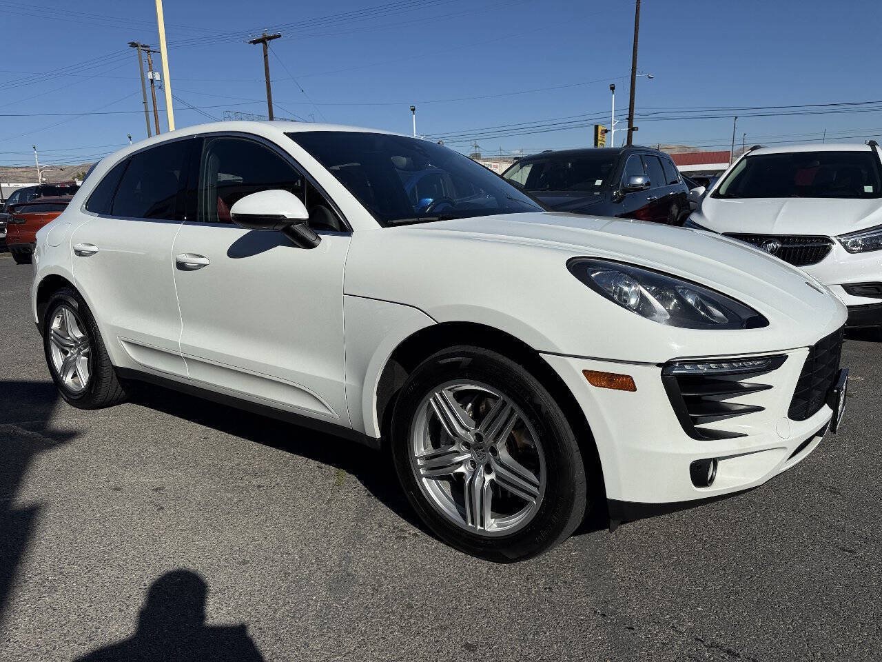 Used 2017 Porsche Macan S AWD/4WD image 2