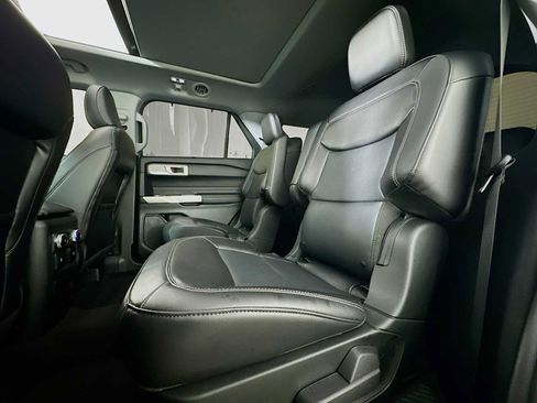 Used 2023 Ford Explorer Limited w/ Equipment Group 301A image 23