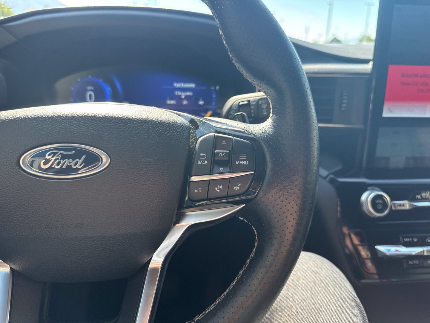 Used 2023 Ford Explorer ST w/ Equipment Group 401A AWD/4WD image 25