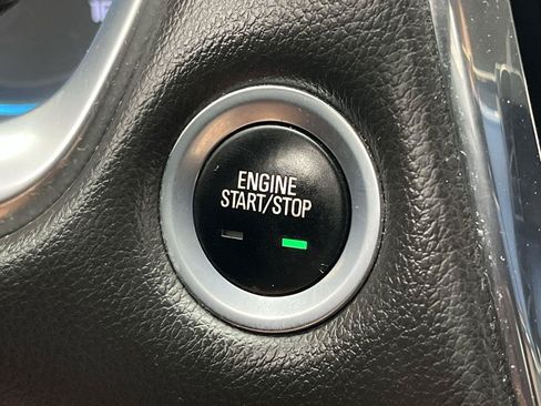 Certified 2018 Chevrolet Traverse LT AWD/4WD image 21